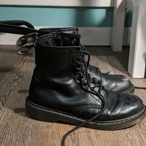 side zipper Doc martens